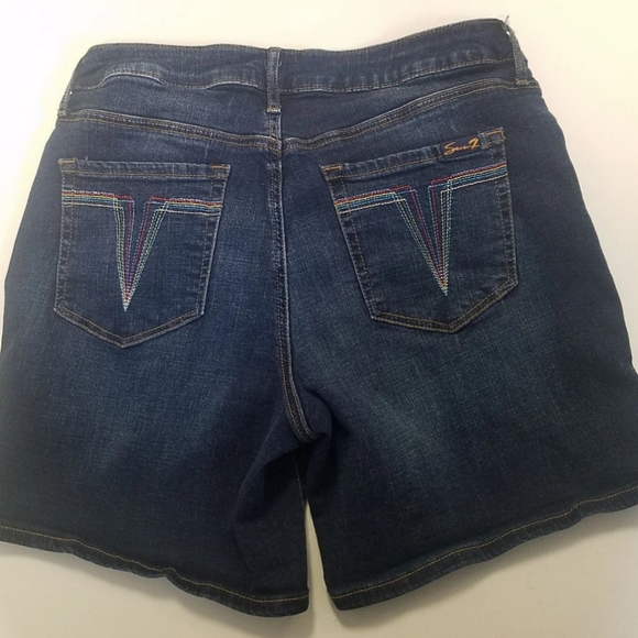 Seven 7 Denim Shorts Sz 8 Embroidered Back Pockets Dark Rinse - Picture 1 of 7